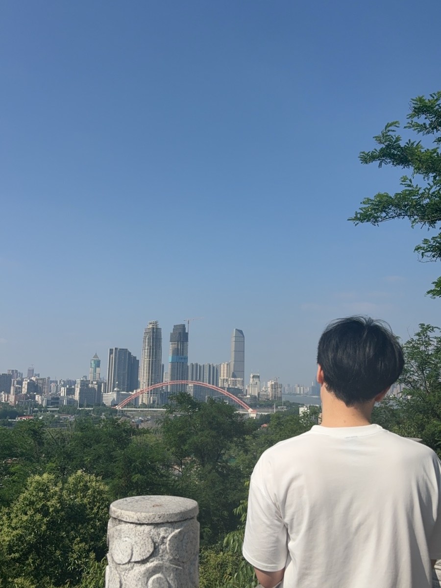 《山河徒步20里》